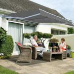 Avenberg Marchiză/Copertină retractabilă manuală cu braț articulat Avenberg CELESTE - Gri argintiu