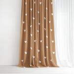 Goldea draperie 100% bumbac - inimioare pe maro de toamnă 180x150 cm