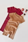 BabyCosy Set de 2 salopetele cu maneca scurta din bumbac organic si modal - Rosu/ Maro BabyCosy (Marime: 0-3 Luni)