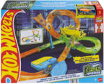 Mattel Hot Wheels, Neon Speeders, pista Tornado cu accident, set de joaca