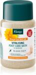 Kneipp Foot Care saruri de baie pentru tălpile picioarelor Bio Calendula & Orange Oil 500 g