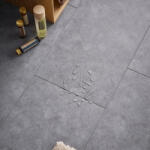 VOX Parchet SPC cu izolatie VOX Rigio rezistent la apa, decor Beton Gri Inchis - 1, 8 mp cutie (10 placi), 600 300 6, 5 mm, clasa R9 (DF-6056133)