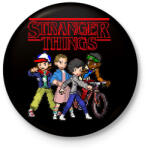 printfashion Stranger things 8 bit - Kitűző, hűtőmágnes - Fekete (18105658)