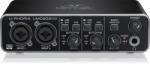 BEHRINGER UMC202HD recording audio interface