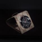 Gucci YC200001 Asztali Óra (YC200001)