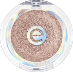 essence Fard de pleoape mono perlat 02