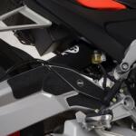 R&G RACING Vázvédő szett 3 darabos - Fekete Aprilia R&G RACING Váz, idomok és járműkiegészítők Üzemanyagtartályok és tartozékaik Tankpadok és védőfóliák