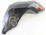 Benelli TNT 125 50016V02001Z jobb üzemanyagtartály burkolat (fekete) Benelli Váz, idomok és járműkiegészítők Üzemanyagtartályok és tartozékaik Üzemanyagtartály burkolatok és védők