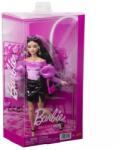 Mattel Barbie: Prietene la modă, în fustă mini neagră (JJN76) Papusa Barbie