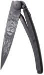 DEEJO 1GC106 TATTOO BLACK CARBON / Ultrakönnyű zsebkés karbon markolattal és tetoválással (1GC106)