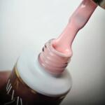 NAILVANA Géllakk - Iconic 071