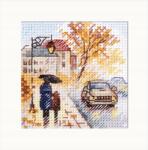  Keresztszemes hímzőkészlet Ősz a városban. Nedves körút. 7x7 cm (0-218)
