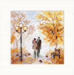  Keresztszemes hímzőkészlet Ősz a városban. Régi park 7x7 cm (0-220)