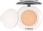 MAC Lightful C+ Kompakt alapozó, Light, SPF 50, 12 g
