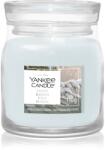 Yankee Candle Snow Kissed Pine lumânare parfumată Signature 110 g