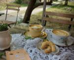  Un Moment entre Amies | Barátnős Kávézás a C'est la vie Caféban