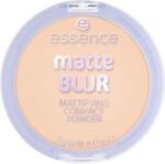  Pudră compactă matifiantă essence mat BLUR 10