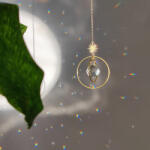 Atelier Intuitive STAR Suncatcher Mini Cristal pentru Fereastra Prisma linistitoare de curcubeu Idee de Cadou Celestial (C2027) Obiect de decorat