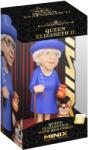  Figurină de colecție MINIX Icons: Royal Family - Regina Elisabeta a II-a cu corgi Figurina