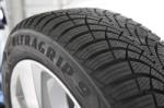 Goodyear UltraGrip 9 205/65 R15 94T