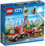 LEGO® City - Emelőkosaras tűzoltóautó (60111)