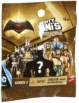 Mattel Batman Vs Superman Minifigura Meglepetés Csomag