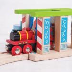 Bigjigs Toys Spalatorie pentru trenulete Trenulet