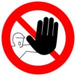  Belépni tilos piktogram körmatrica