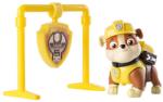 Paw Patrol Figurina si insigna Paw Patrol, Pull Back Rubble Figurina