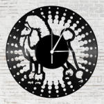  Bakelit óra - Uszkár
