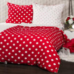 4Home Lenjerie de pat din crep 4Home Bulină roşie, 140 x 200 cm, 70 x 90 cm Lenjerie de pat