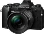Olympus E-M5 III + 12-45mm (V207092BE000/V207092SE000) Digitális fényképezőgép