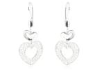 Ezüst fülbevaló beakasztós áttört szívmintával