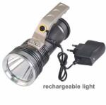 Jiangsu Bright Акумулаторен прожектор led фенер за къмпинг, лов, риболов 800lm със зарядно 9405