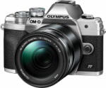 Olympus OM-D E-M10 IV + Ez-M14150 Digitális fényképezőgép