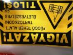  munkavédelmi tábla pvc 600x400 függő teher alatt tartóz. tilos