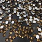  Crystal Strassz - SS3 80+db #16 smoked topaz