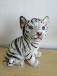  Tigris-fehér-ülő-19cm