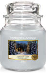 Yankee Candle Candlelit Cabin lumânări parfumate 411 g