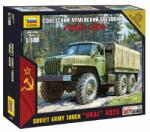 Zvezda Soviet Army Truck Ural 4320 1: 100 makett harcjármű (7417) (7417)