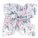 MT MTT Nagy textil pelenka (120x120) - Fehér alapon rózsaszín virágok