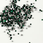 BRILLBIRD Műköröm Strasszkő emerald green (100 db-os) SS5
