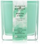 Ashleigh & Burwood Life in Bloom White Tea & Basil lumânare parfumată 200 g