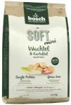 bosch Soft Mini Hrană uscată pentru câini de rase mici cu prepeliță și cartofi 2, 5 kg + recompense biscuit cu carne de strut si vanilie 300 g