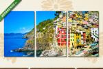  Többrészes Vászonkép, Premium Kollekció: Riomaggiore falu, sziklák és a tenger napnyugtakor. Cinque Terre(125x60 cm, L02)