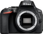 Nikon D5600 + 18-200mm VR Aparat foto