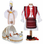  Set costum national fetita cu lumanare botez si trusou botez landou in decor traditional Denikos® 1053 NIK5528 (NIK5528)