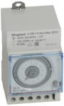 Legrand 412813 MicroRex QT31 napi programkapcsoló működési tartalékkal, vízszintes előlappal ( Legrand 412813 ) (412813)