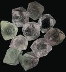  Fluorit Alb Natural Octaedru Fatetat - 23-26 x 24-26 mm - ( M ) - 1 Buc