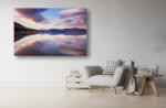 Persona Tablou Canvas - Oglindirea perfecta la apus - tapet-canvas - 100,00 RON
